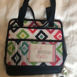 Thirty-One double duty with handle